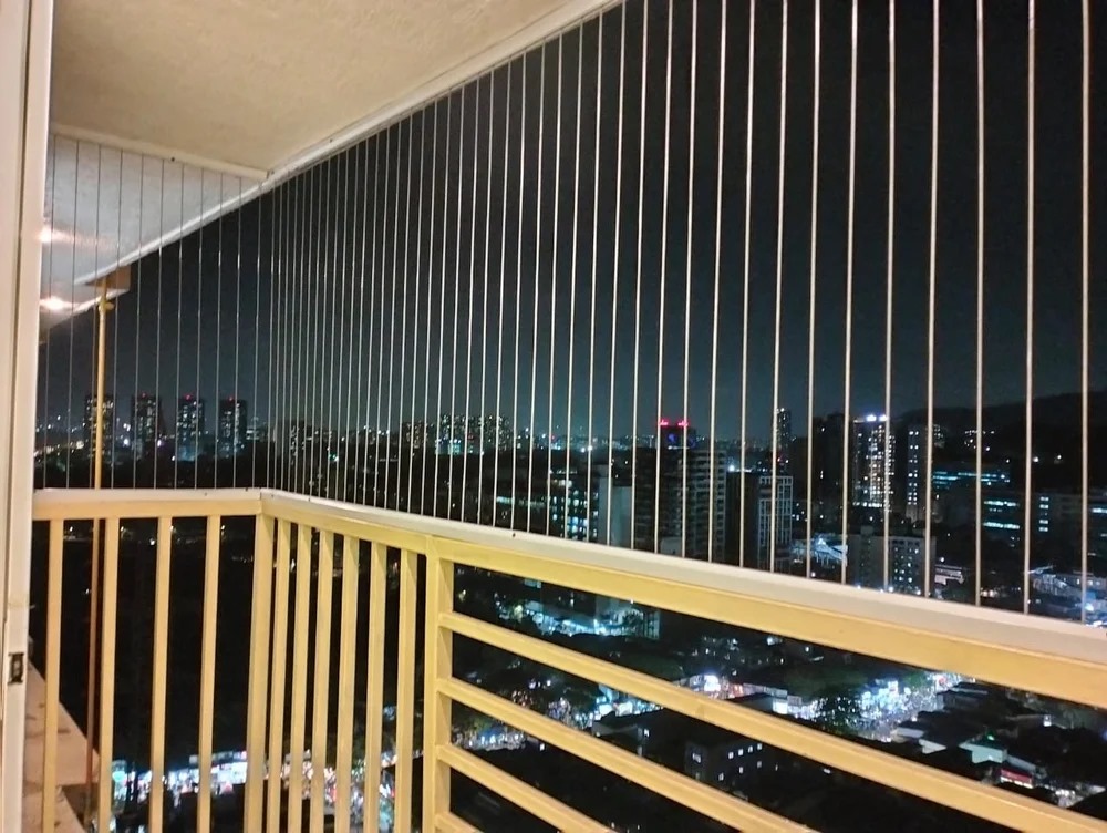 Apartment Invisible Grills