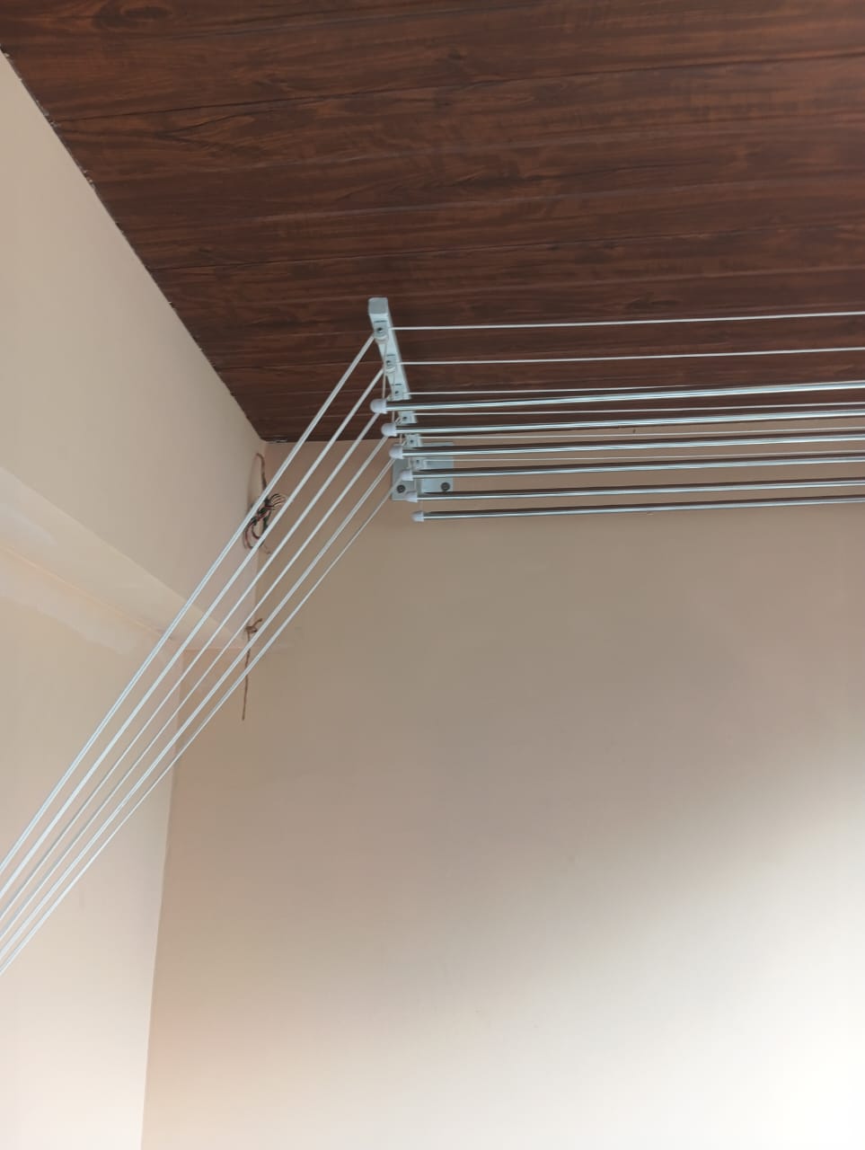 Wall Mounted Cloth Hanger